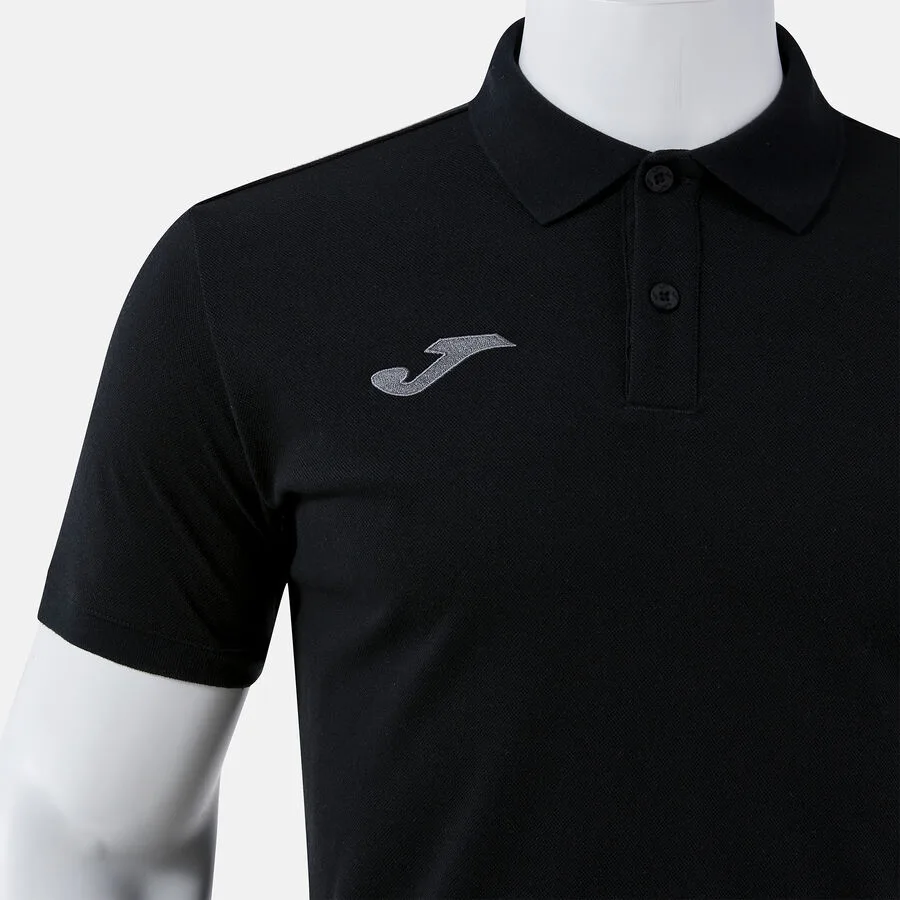 Bali III Polo — Schwarz in Schwarz, Detailansicht