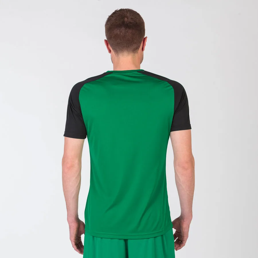 Academy IV Trikot — Grün-Schwarz in Grün-Schwarz, Am Modell