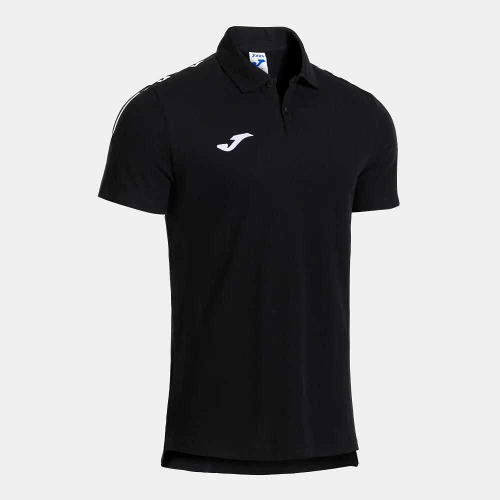 Olimpiada Polo — Schwarz in Schwarz, Schrägansicht