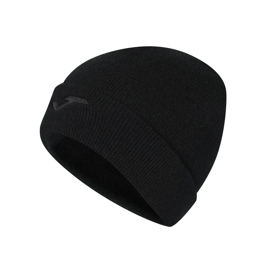 Wintermütze — Schwarz in Schwarz
