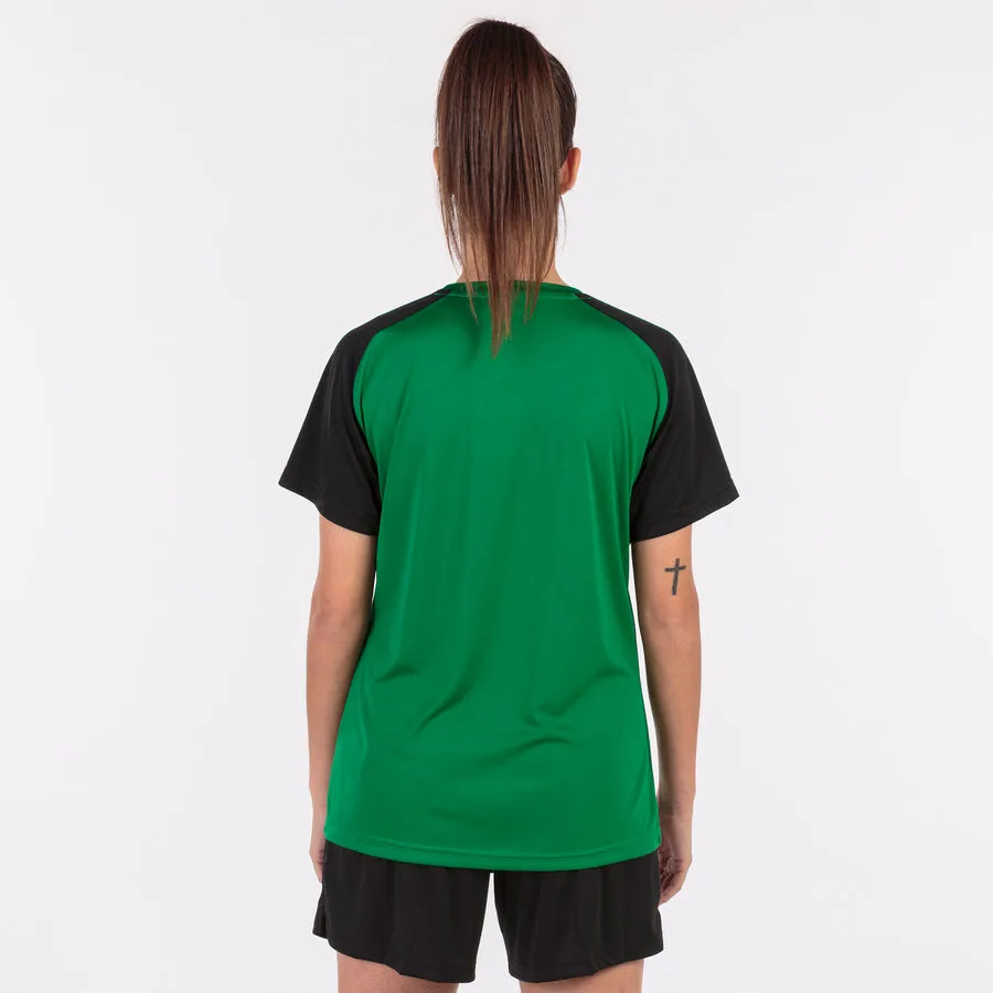 Shirt Academy IV — Grün-Schwarz in Grün-Schwarz, Am Modell