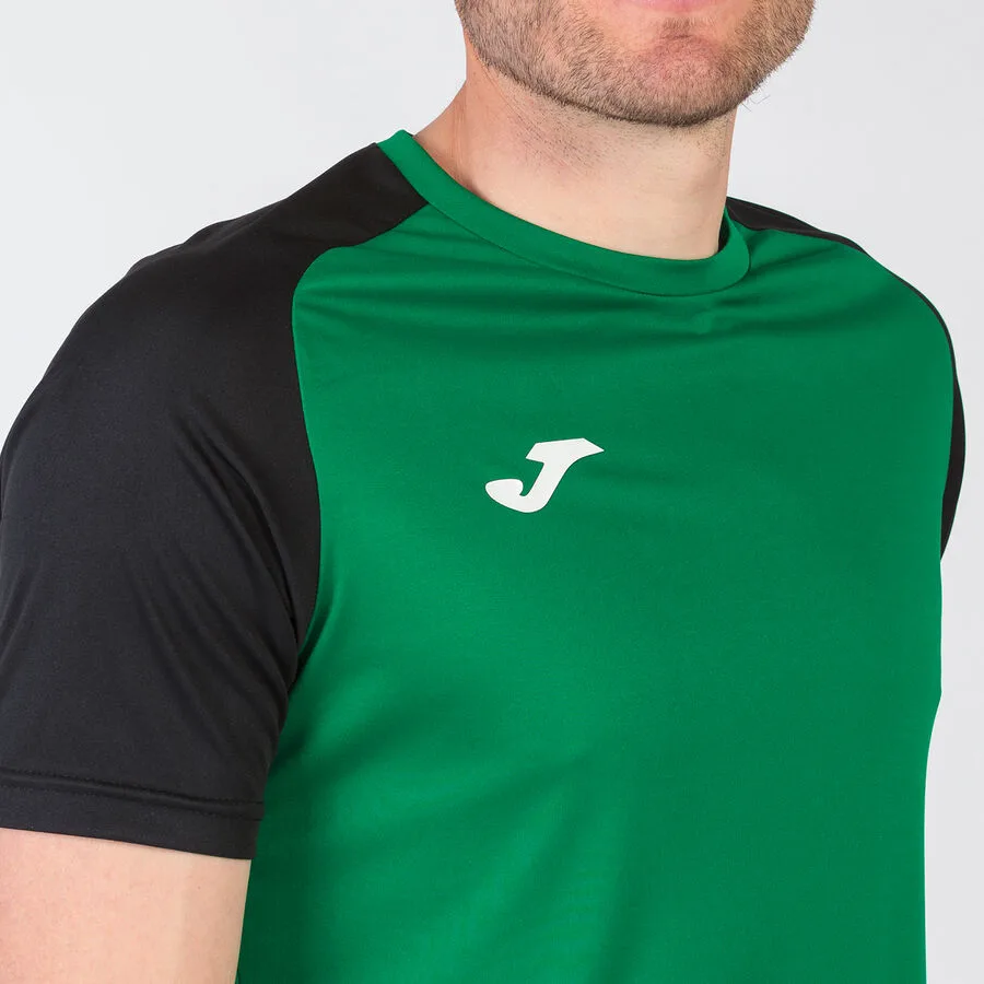 Academy IV Trikot — Grün-Schwarz in Grün-Schwarz, Am Modell